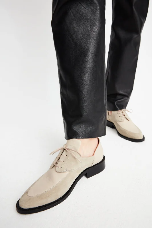 Prime Suede Cut-out Derby Shoe 221 | Sand